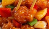 Crispy chicken in sweet and sour sauce
